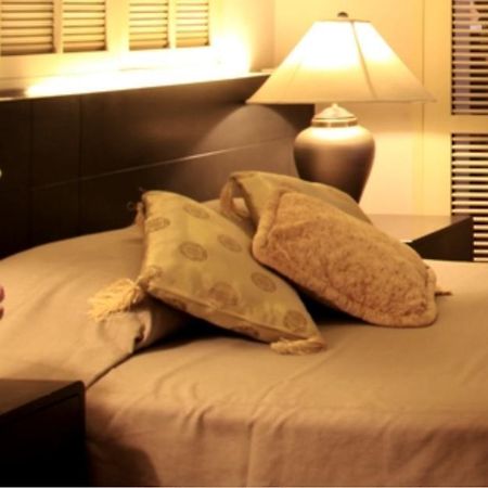 Mabini Mansion Hotel & Residential Suites Манила Екстериор снимка