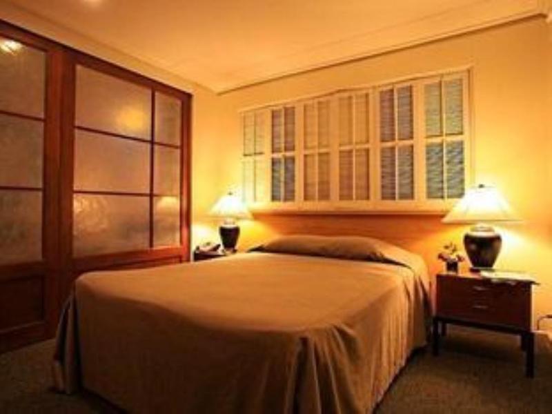 Mabini Mansion Hotel & Residential Suites Манила Екстериор снимка