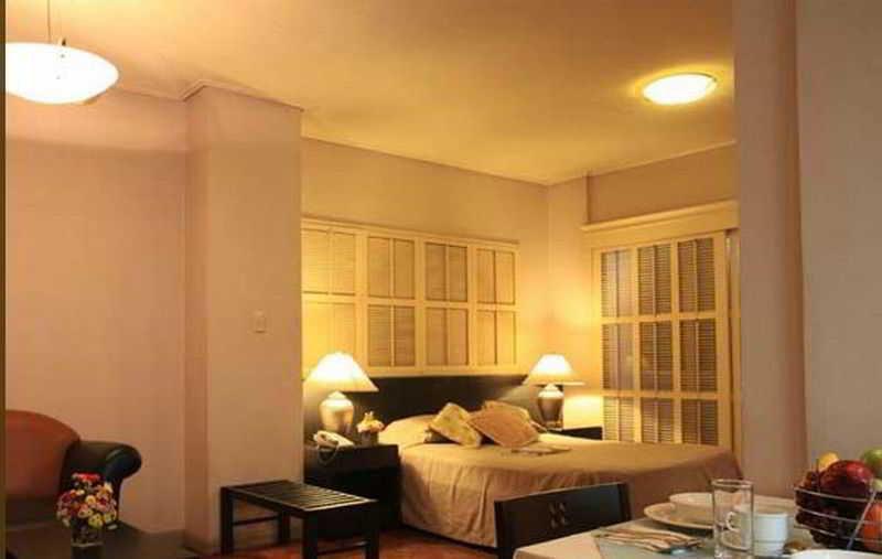 Mabini Mansion Hotel & Residential Suites Манила Екстериор снимка